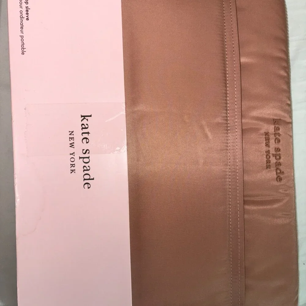 Kate Spade New York -Puffer Universal - Laptop Sleeve for 16”-No box-